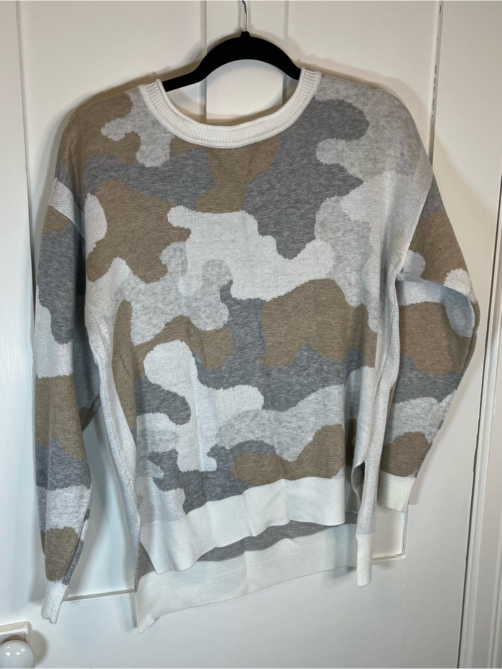 Verve Ami Women's Camo Crewneck Sweater in White, Gray & Brown